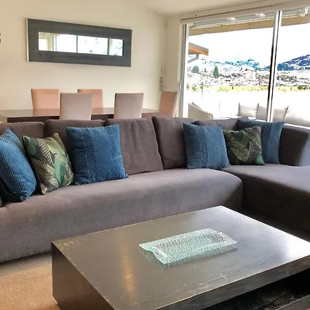 Lakeview Heights Luxury Apartment 2 Wanaka Exterior photo
